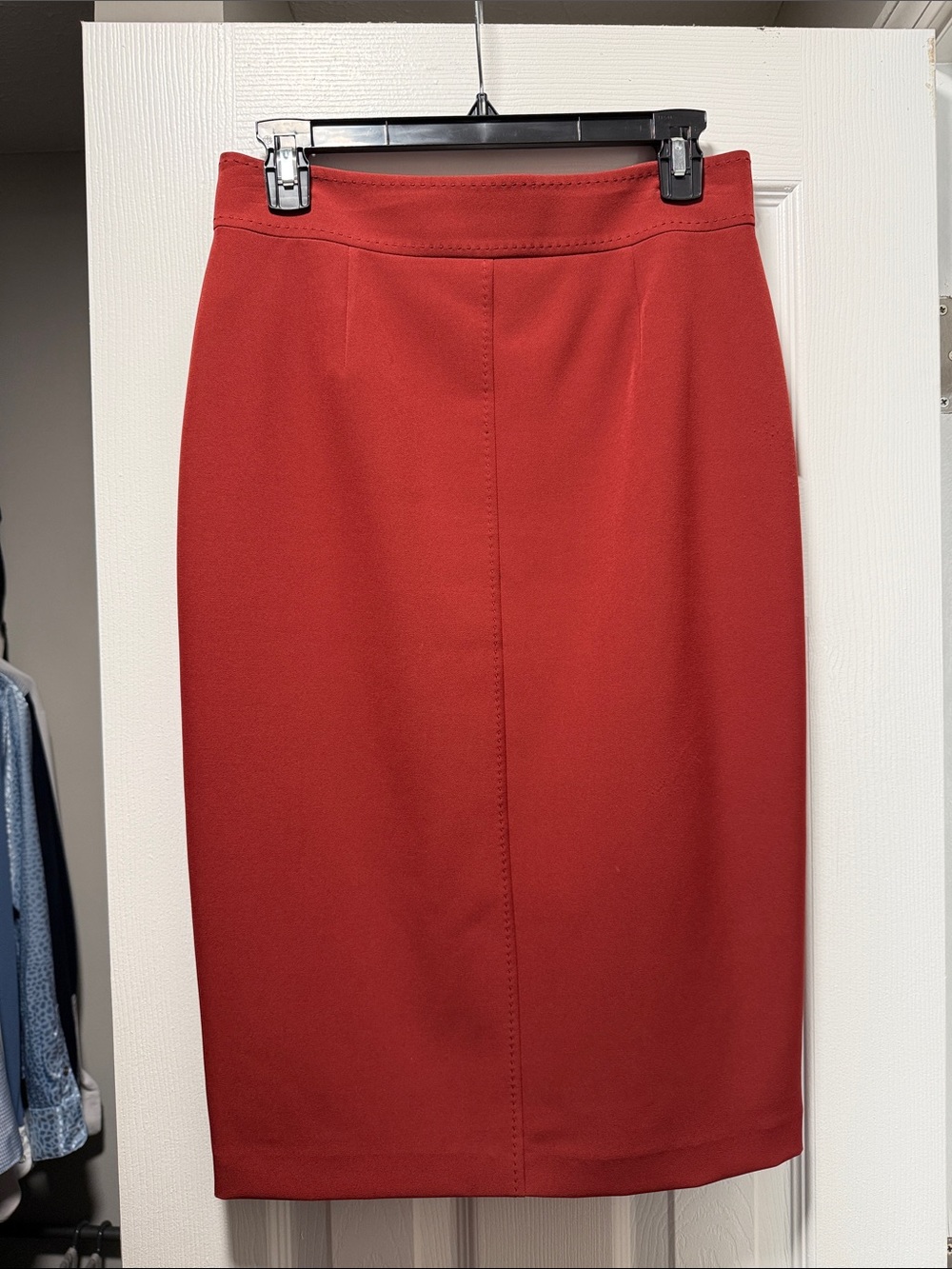 ANTONIO MELANI Red Pencil Skirt - Sleek Tailored Silhouette